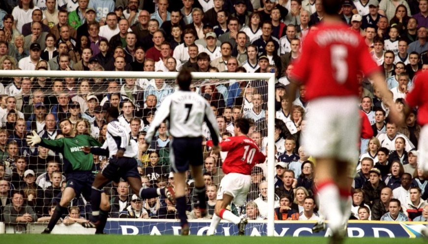 ការប្រគួតTottenham និង Manchester United កាលពីកំឡុងឆ្នាំ2001