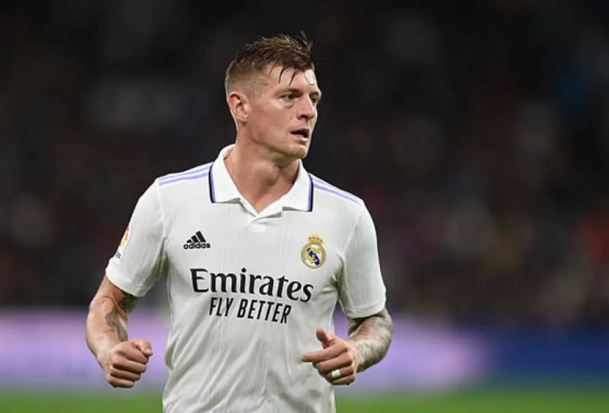 Kroos ត​កុង​ត្រា​ជាមួយ Real Madrid